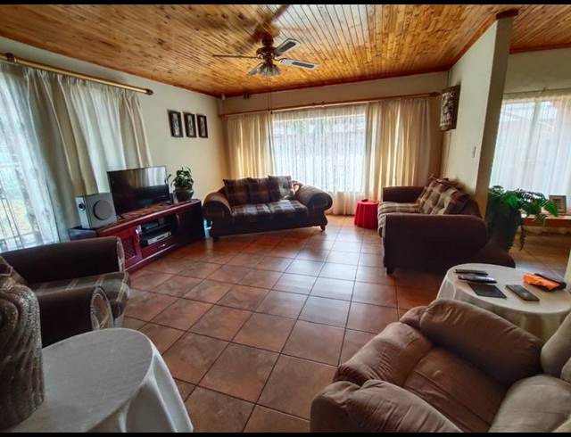 3 BEDROOM HOUSE FOR SALE IN DORANDIA